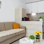 Apartment Le Bricka - Hypercentre - Cosy - 2 Min From The Sea Antibes