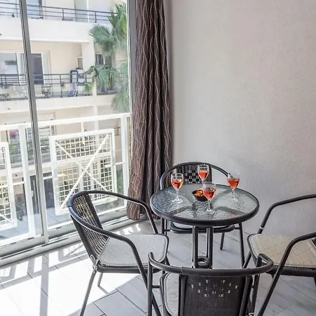 Le Bricka - Hypercentre - Cosy - 2 Min From The Sea Apartment