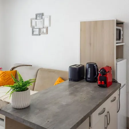 Le Bricka - Hypercentre - Cosy - 2 Min From The Sea Apartment *